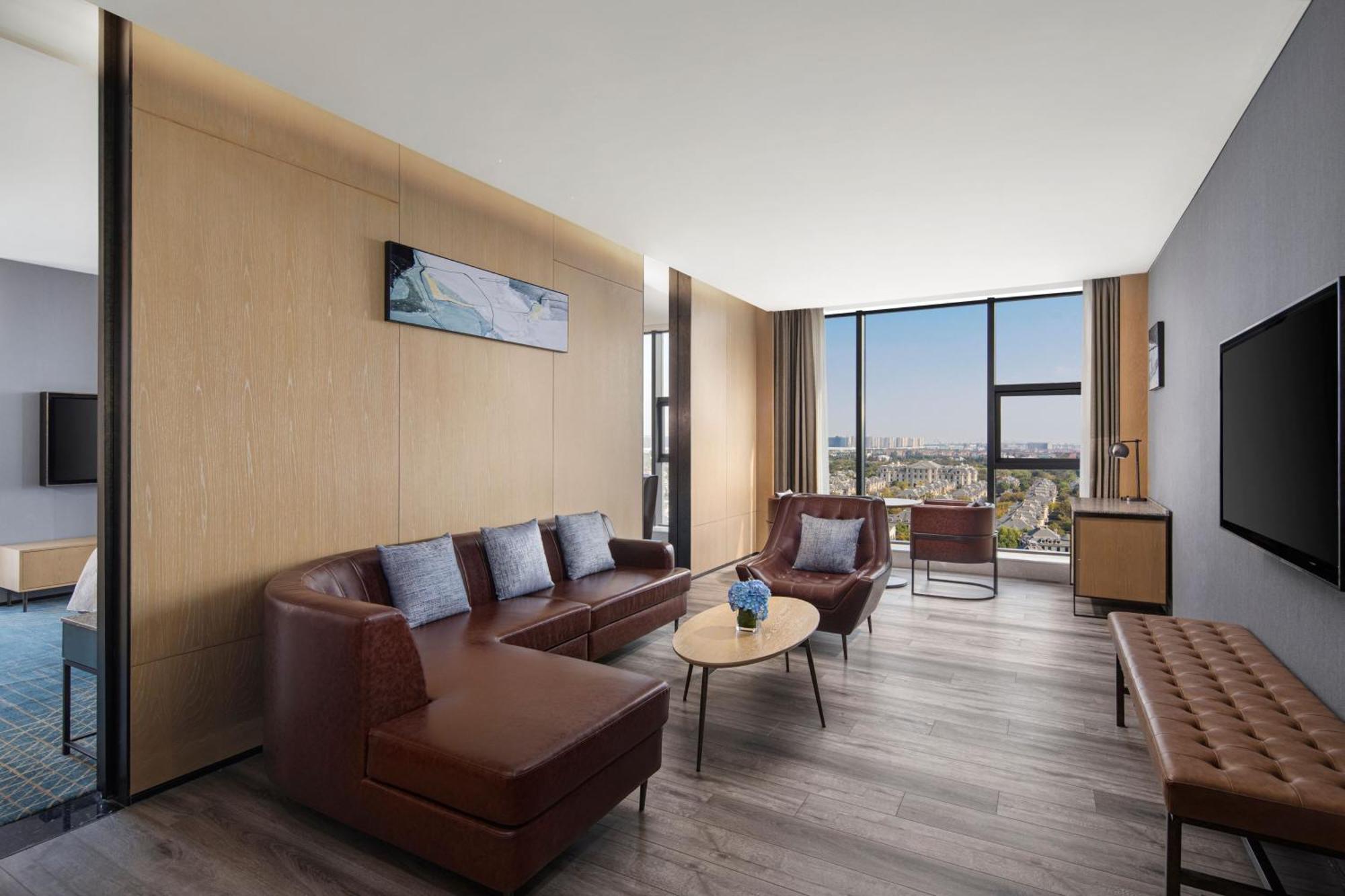 Four Points By Sheraton Hongqiao Hotel