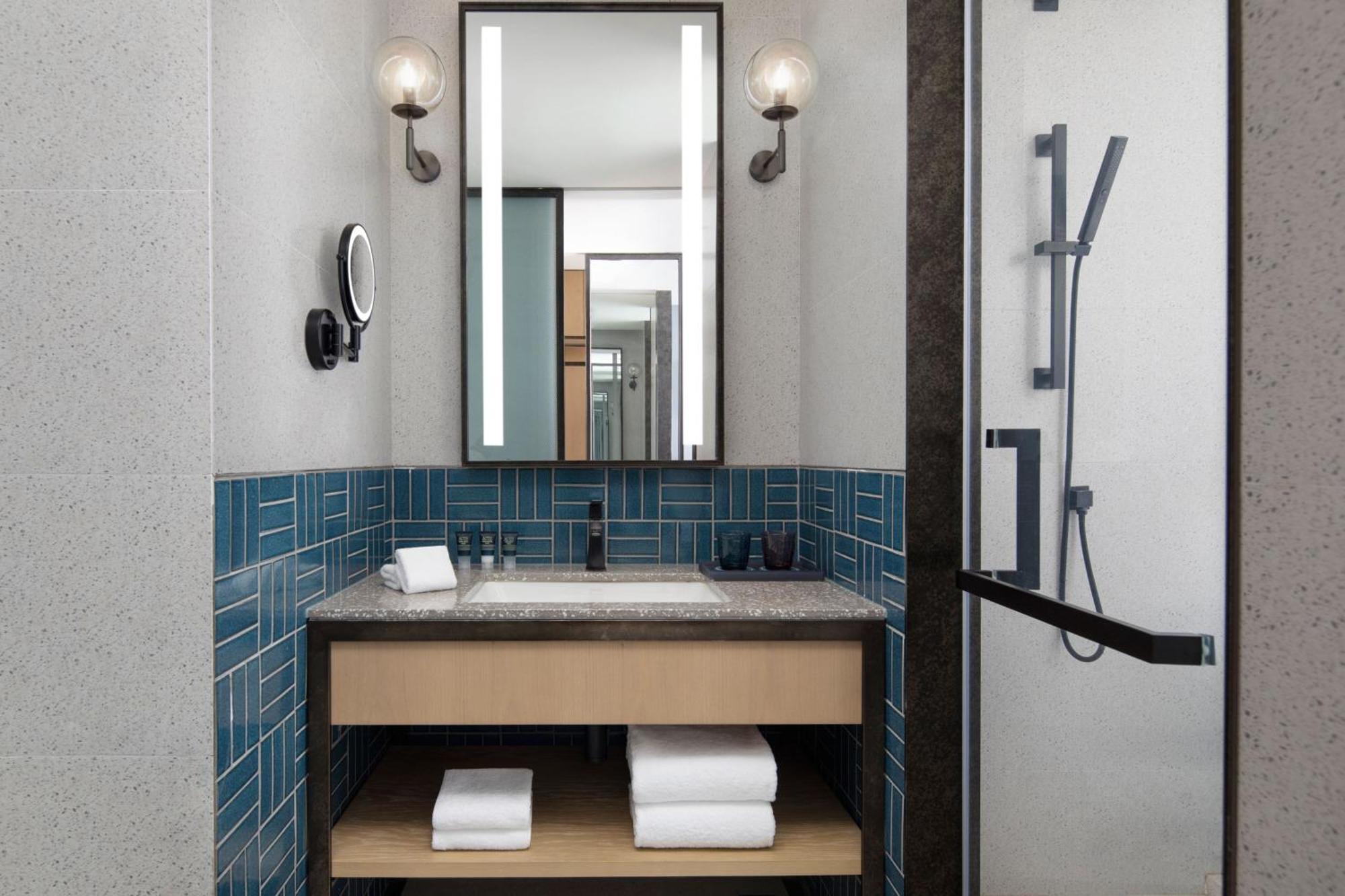 Four Points By Sheraton Hongqiao Hotel Shanghai