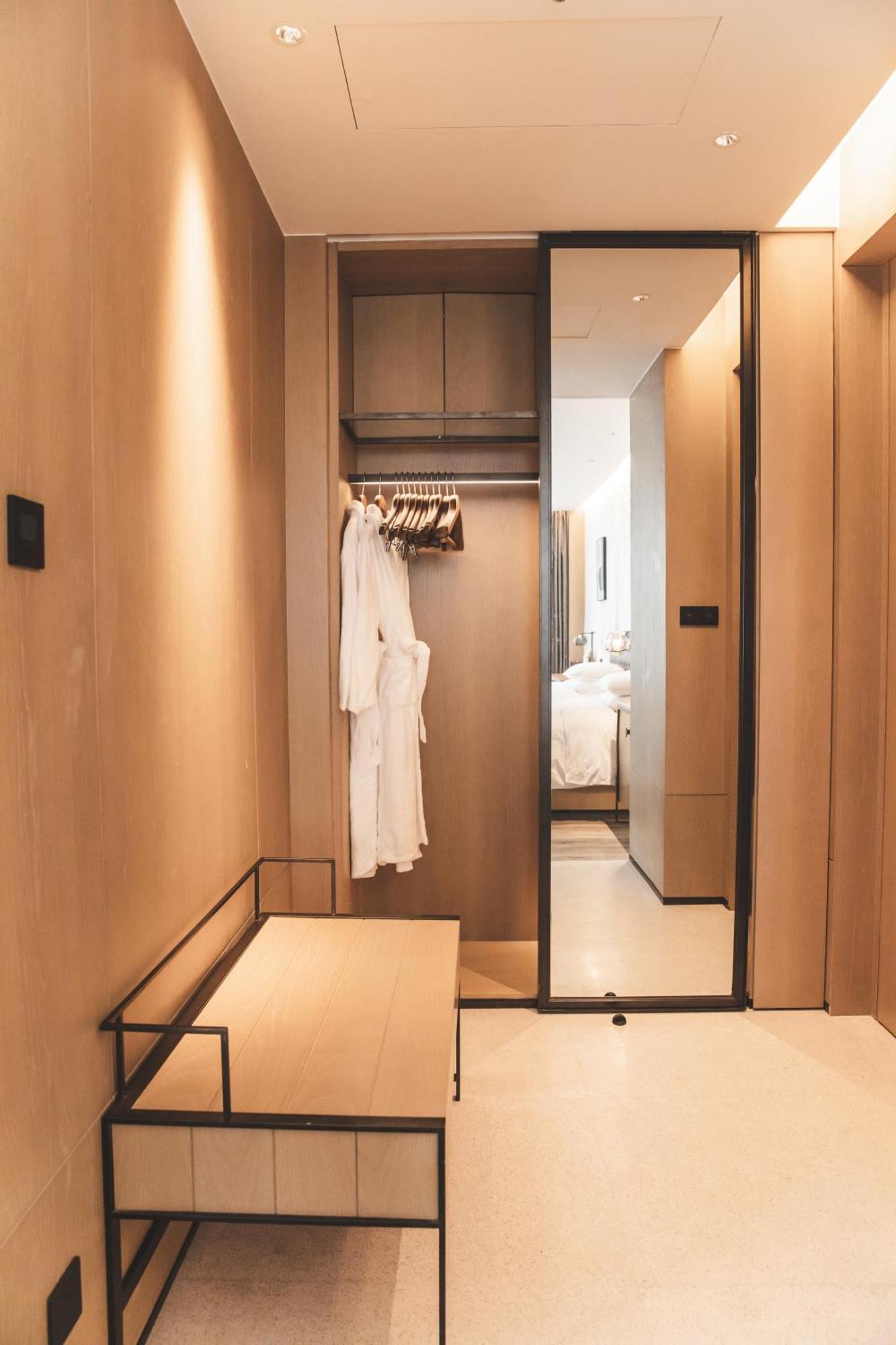 Four Points By Sheraton Hongqiao 4* Shanghai
